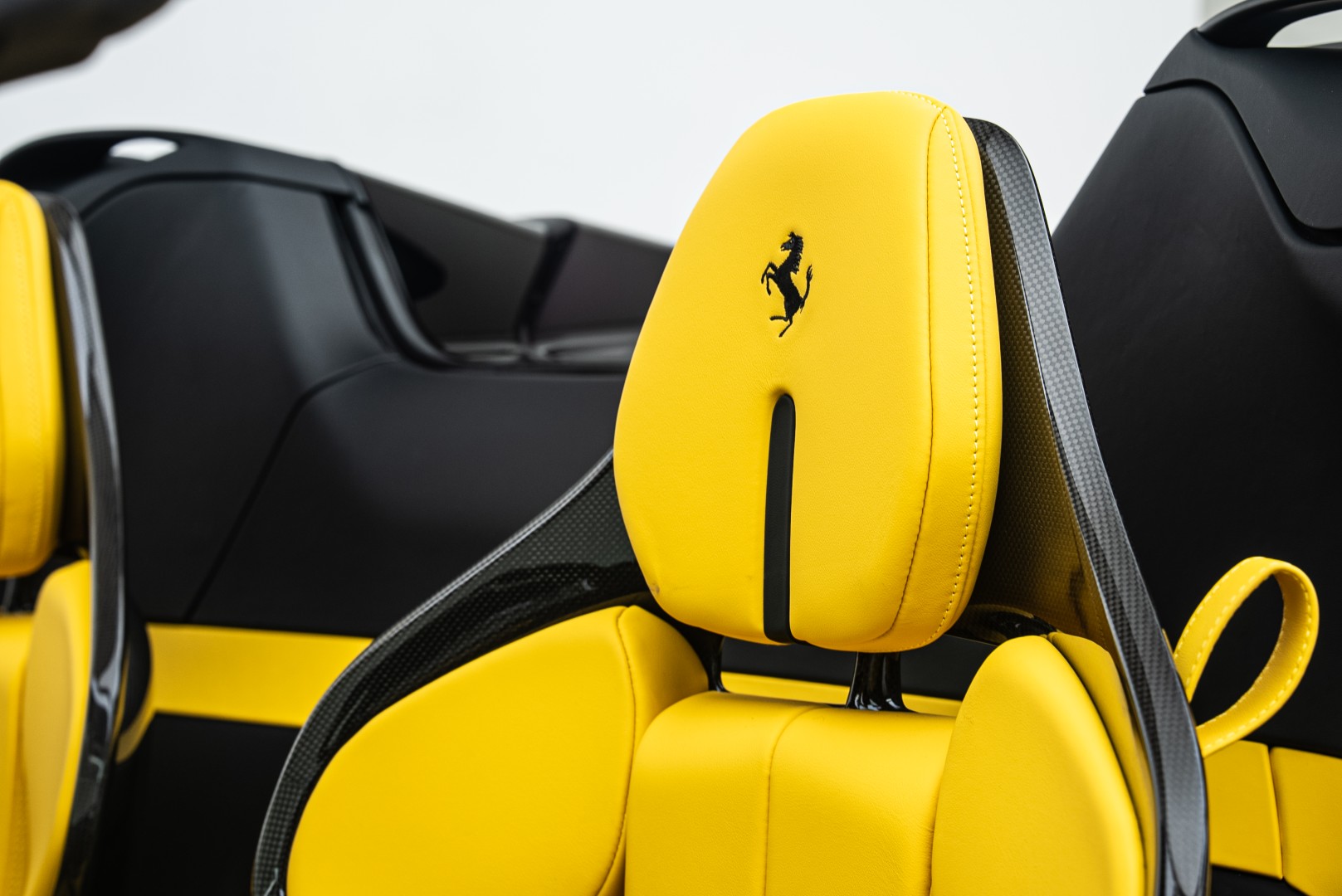 2024 FERRARI SF90 SPIDER | MAIN DEALER SERVICE | FULL CARBON OPTION